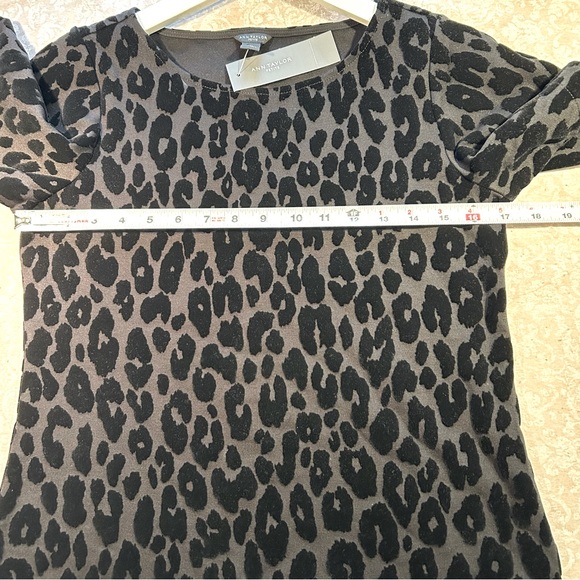 Ann Taylor ~ new ~Black Leopard Animal Print Flocked Stretch Top in Small Petite - Picture 7 of 11